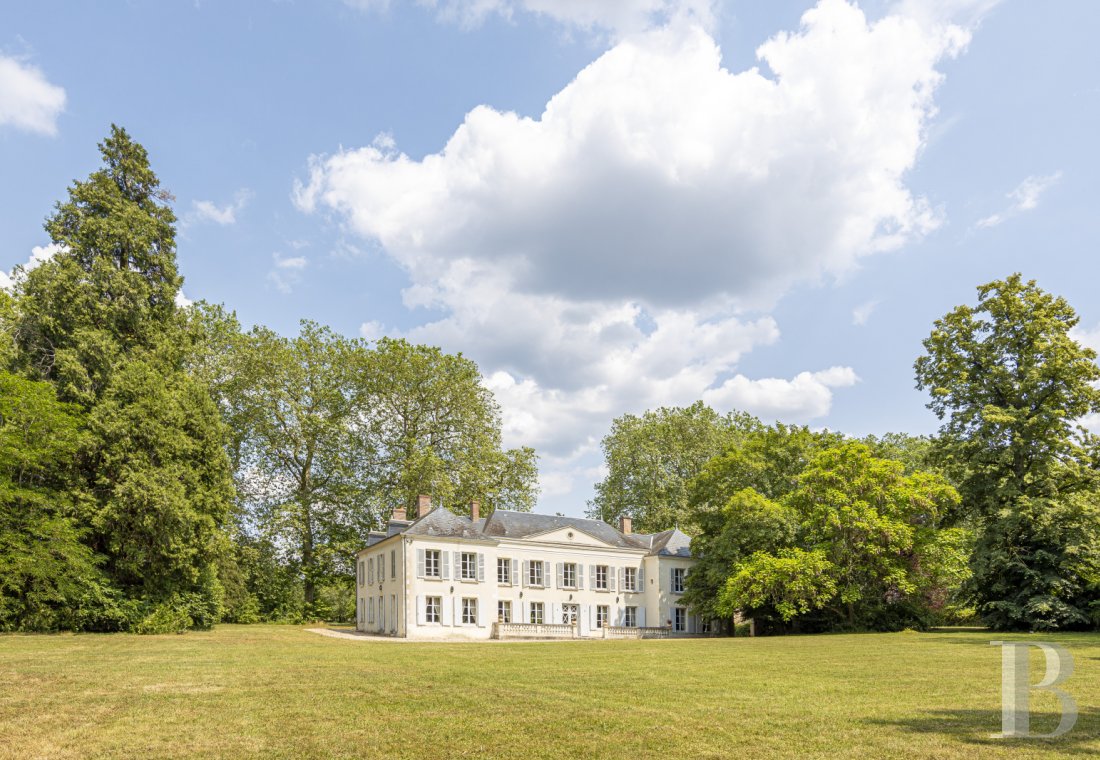 A Directoire style château surrounded by woods in the south of the Loiret department at Bonny-sur-Loire - photo  n°41